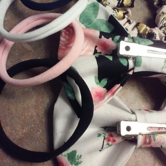 Unicorn & Floral Babies/Children Hair Bow Set - Picture 3 of 4